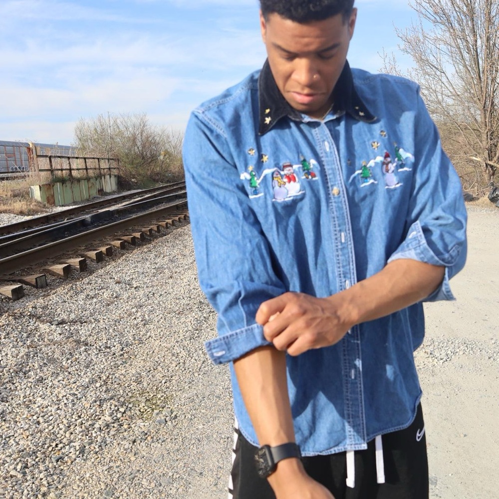 Basic Editions Blue Button Down Shirt Classic Sty… - image 2